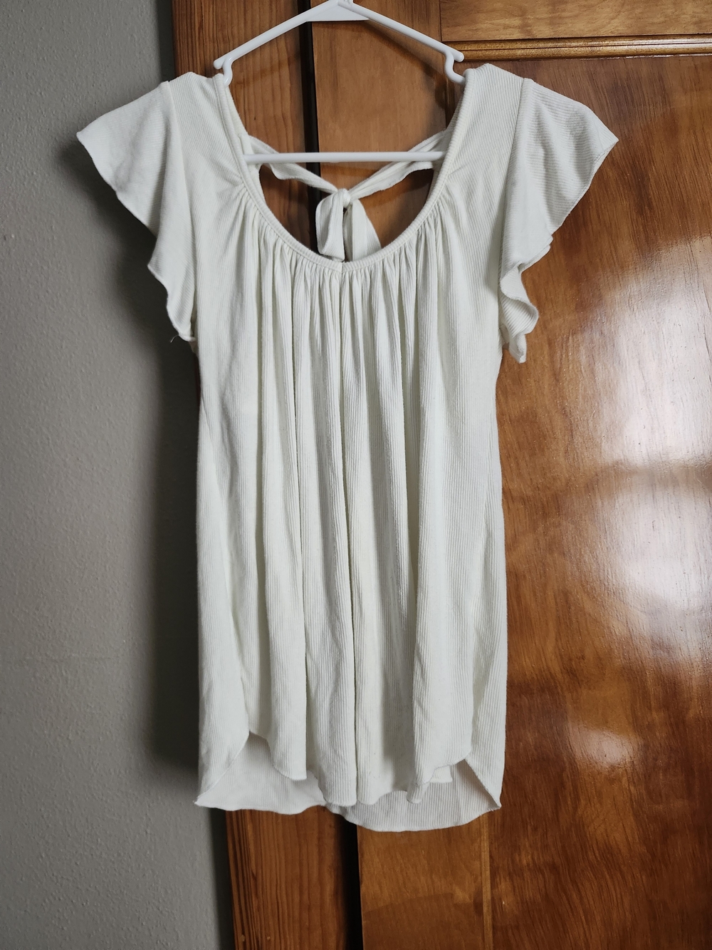 Grace & Lace Cream Tie-Back Flutter Sleeve